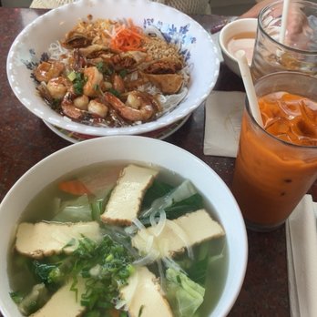 Golden Pho - Vermicelli with shrimp - Vietnamese Near Me - Kaneohe, Hawaii