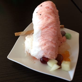 Frostcity - Lychee and Watermelon Snow Ice - Desserts Near Me - Honolulu, Hawaii