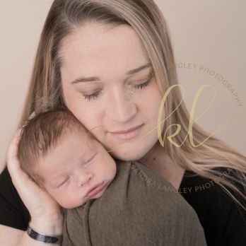Kassandra Langley Photography - Newborn photos - Session Photography Near Me Kassandra Langley Photography - Newborn photos - Session Photography Near Me