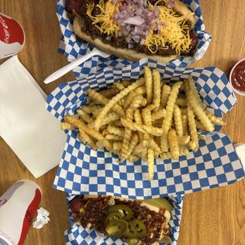 Seaside Slushies & Dogs - Chili dog, Western Bbq dog and fries - Hot Dogs Near Me - Seaside, Oregon Seaside Slushies & Dogs - Chili dog, Western Bbq dog and fries - Hot Dogs Near Me - Seaside, Oregon