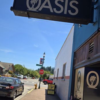 The Oasis Bar - Pubs Near Me - Castle Rock, Washington The Oasis Bar - Pubs Near Me - Castle Rock, Washington