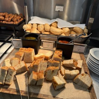 United Global First Lounge - Bread - Airport Lounges Near Me - Hounslow, XGL United Global First Lounge - Bread - Airport Lounges Near Me - Hounslow, XGL