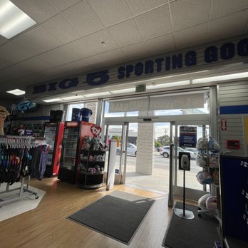 Big 5 Sporting Goods - Sporting Goods Near Me - Pasadena, California