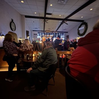 Dick And Joan's 220 Club - people sitting at tables - Seafood Near Me - Appleton, Wisconsin