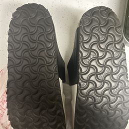 This pair had a hole in the corners of the heel. They were pretty worn down. I feel like they are a brand new pair of shoes. This pair had a hole in the corners of the heel. They were pretty worn down. I feel like they are a brand new pair of shoes.
