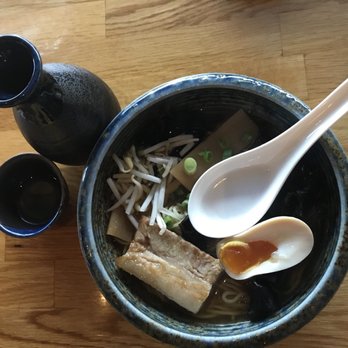 Lucky Robot Restaurant - Sushi Bars Near Me - Austin, Texas Lucky Robot Restaurant - Sushi Bars Near Me - Austin, Texas