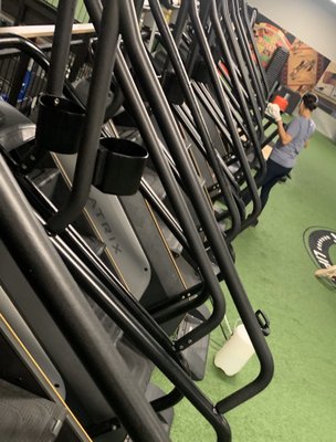 Gold S Gym 77 Photos 64 Reviews Gyms 1723 Ritchie Station Ct Capitol Heights Md United States Phone Number