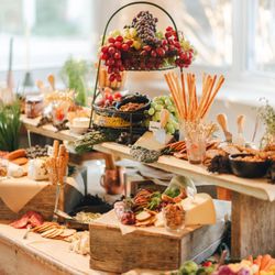 Birdy's Cafe & Artisan Market - Lunch catering spread