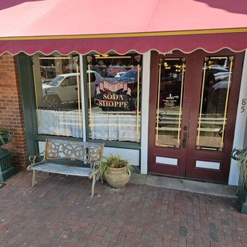 S & T Soda Shoppe - Sandwiches Near Me - Pittsboro, North Carolina S & T Soda Shoppe - Sandwiches Near Me - Pittsboro, North Carolina