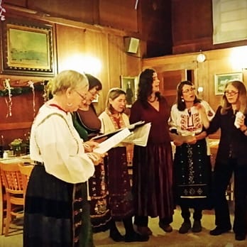 Union Hotel Restaurant - Folk Dance Singers entertaining the diners with song... - Italian Near Me - Occidental, California