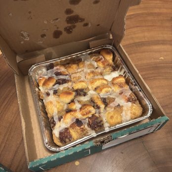 Papa Johns Pizza - Missing square of dessert. - Pizza Near Me - Lakewood, Colorado