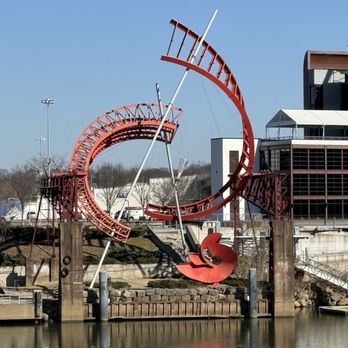 John Seigenthaler Pedestrian Bridge - Landmarks & Historical Buildings Near Me