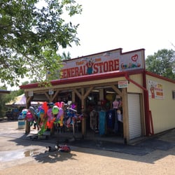 Tinkertown Family Fun Park - General store