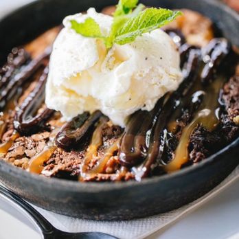 Thirsty Lion - Washington Square - Deep dish, chocolate pot brownie - American Near Me - Tigard, Oregon Thirsty Lion - Washington Square - Deep dish, chocolate pot brownie - American Near Me - Tigard, Oregon