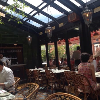 Le Diplomate - Dining area - Brasseries Near Me - Washington, DC, District of Columbia