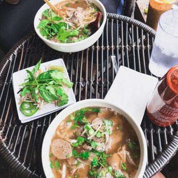 Pho Binh Heights - Vietnamese Near Me - Houston, Texas