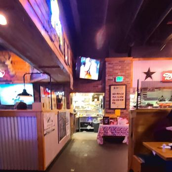 Texas Roadhouse - Front of restaurant - Barbeque Near Me - Brighton, Colorado Texas Roadhouse - Front of restaurant - Barbeque Near Me - Brighton, Colorado