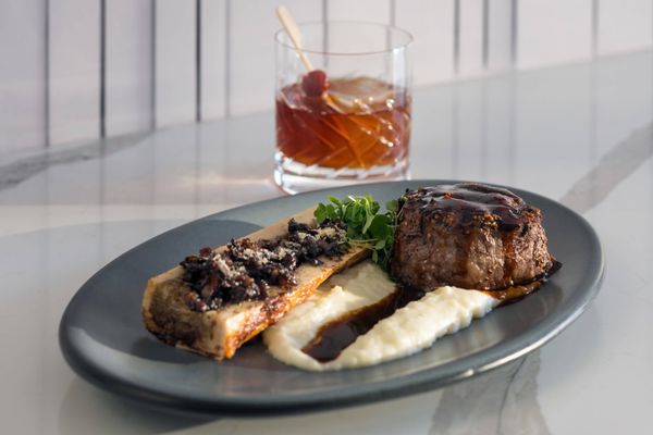 The Jacquard, Autograph Collection by null