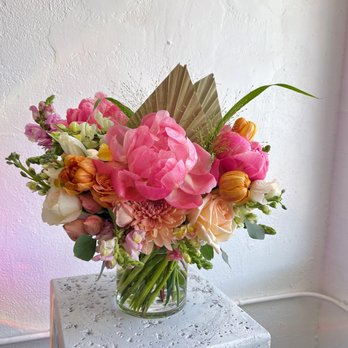 Plum Studios - Boho Design! Available in store or online. Same day flower delivery available in Downtown Phoenix and Valley wide. - Florists Near Me - Phoenix, Arizona