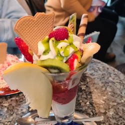 Eiscafe Paradiso - Früchtebecher