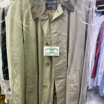 Royal Dry Cleaners - Burberry Jacket Cleaned - Dry Cleaning Near Me - London, XGL Royal Dry Cleaners - Burberry Jacket Cleaned - Dry Cleaning Near Me - London, XGL