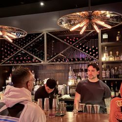Sampan - Bar