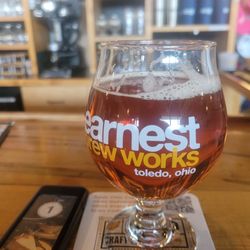 Earnest Brew Works - Honey buzz