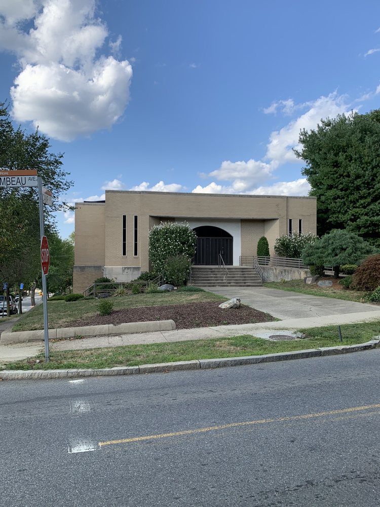 ALETHEIA CHURCH Updated August 2024 92 Photos 120 Rochambeau Ave