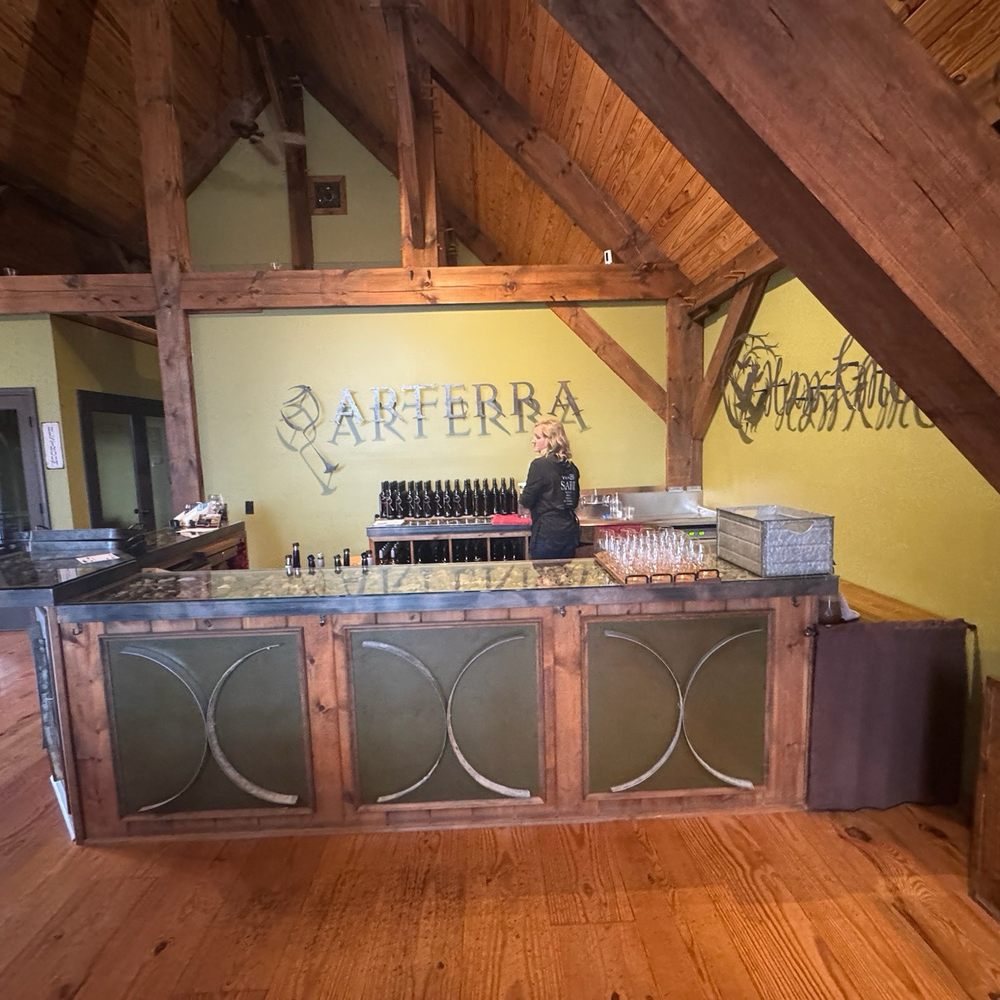 Arterra Wines - Wineries Near Me - Delaplane, Virginia