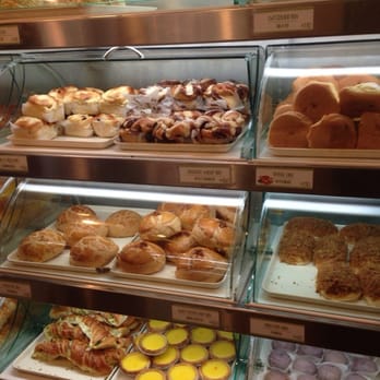 Fay Da Bakery - Bakeries Near Me - New York, New York