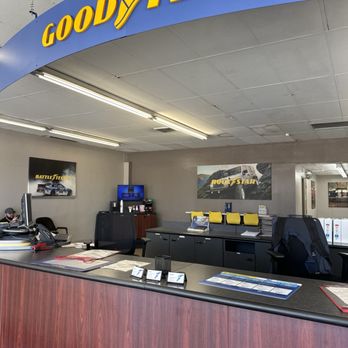 Goodyear Auto Service - Counter - Tires Near Me - Hollywood, Florida Goodyear Auto Service - Counter - Tires Near Me - Hollywood, Florida
