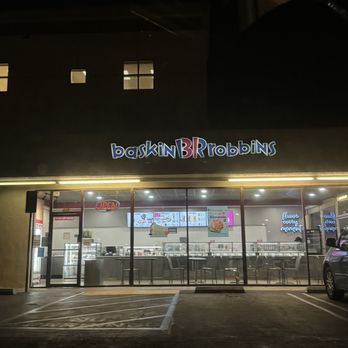 Baskin-Robbins - West Covina - Outside - Ice Cream & Frozen Yogurt Near Me - West Covina, California