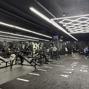 ALL-ONE GYM - Main area - Gyms Near Me - Lakewood, California ALL-ONE GYM - Main area - Gyms Near Me - Lakewood, California