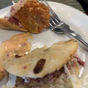 Radigans Pub and Casual Dining - Taco and egg roll appetizer - American Near Me - South Hempstead, New York