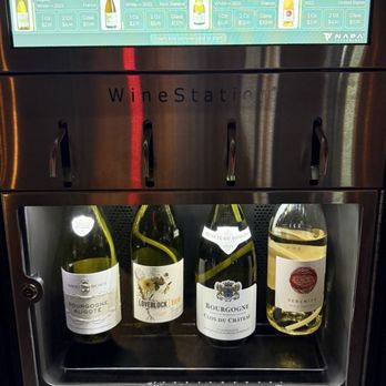 Salute Wine and Beer Lounge - Wines - Wine Bars Near Me - Egg Harbor, Wisconsin Salute Wine and Beer Lounge - Wines - Wine Bars Near Me - Egg Harbor, Wisconsin