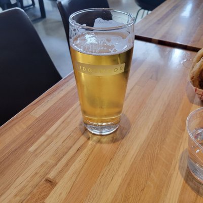 RidgeWood Bottle & Tap by null
