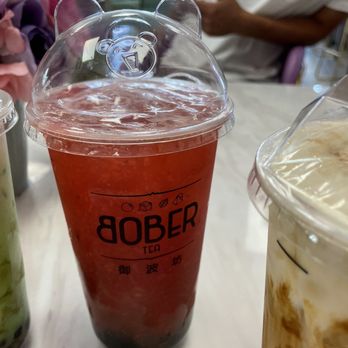 Bober Tea - Strawberry...lots of mushed up strawberries and it was good! - Desserts Near Me - Stockton, California Bober Tea - Strawberry...lots of mushed up strawberries and it was good! - Desserts Near Me - Stockton, California