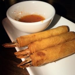 Crispy Shrimp Egg Roll Crispy Shrimp Egg Roll