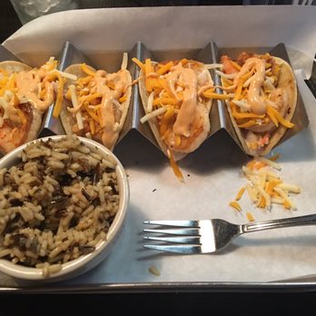 5D Grill and Lounge - Shrimp Tacos - Burgers Near Me - Kenedy, Texas