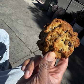 Levain Bakery - Bakeries Near Me - Los Angeles, California