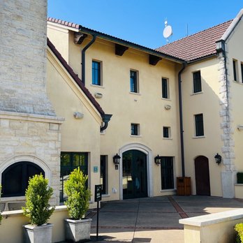 King Estate Winery - Highly recommend to visit - Wineries Near Me - Eugene, Oregon King Estate Winery - Highly recommend to visit - Wineries Near Me - Eugene, Oregon