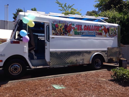 El Gallito Mexican Food Truck by null