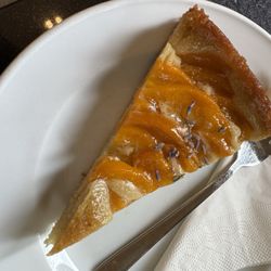 Pâtisserie Café Dukatz - Peach tart
