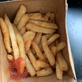 Between 2 Buns - Regular fries $4 - American Near Me - Vancouver, British Columbia
