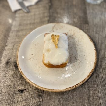 The Aussie Grind - Pineapple Cake - Cafes Near Me - Frisco, Texas The Aussie Grind - Pineapple Cake - Cafes Near Me - Frisco, Texas