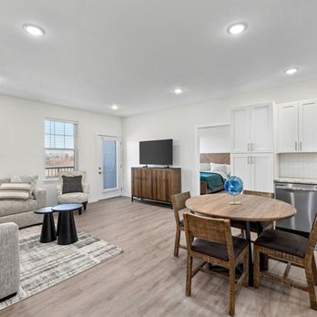 Vista Riverwest - Apartments Near Me - Noblesville, Indiana Vista Riverwest - Apartments Near Me - Noblesville, Indiana