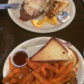 Pubgrill - Grilled cheese with tomato and bacon - Burgers Near Me - Cutler Bay, Florida