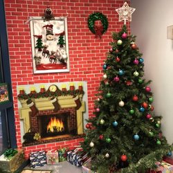 Medisys Health Network - Nana Mensah-Nyante MD - Decorated for Christmas 2020