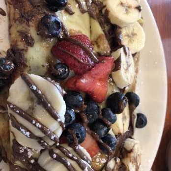 Blueberry Hill - Nutella Crepes with Blueberries and Strawberries - Breakfast & Brunch Near Me - Darien, Illinois