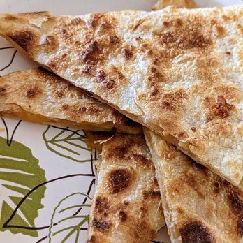 Shaka Tacoz - Keiki quesadilla, pretty big portion - Mexican Near Me - Captain Cook, Hawaii